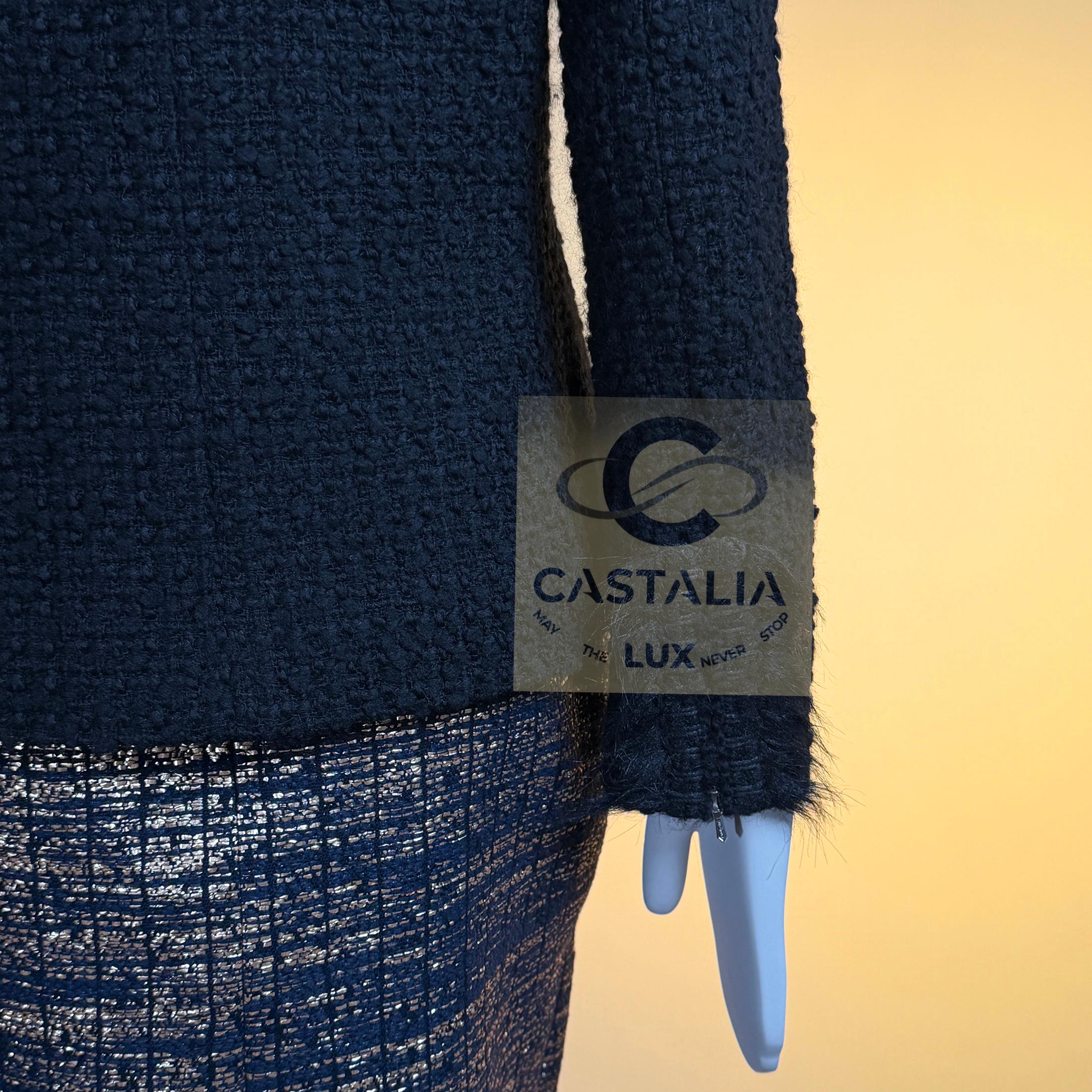 Chanel Chaqueta de tweed negro Arctic Ice Timeless 38 FR en venta 9