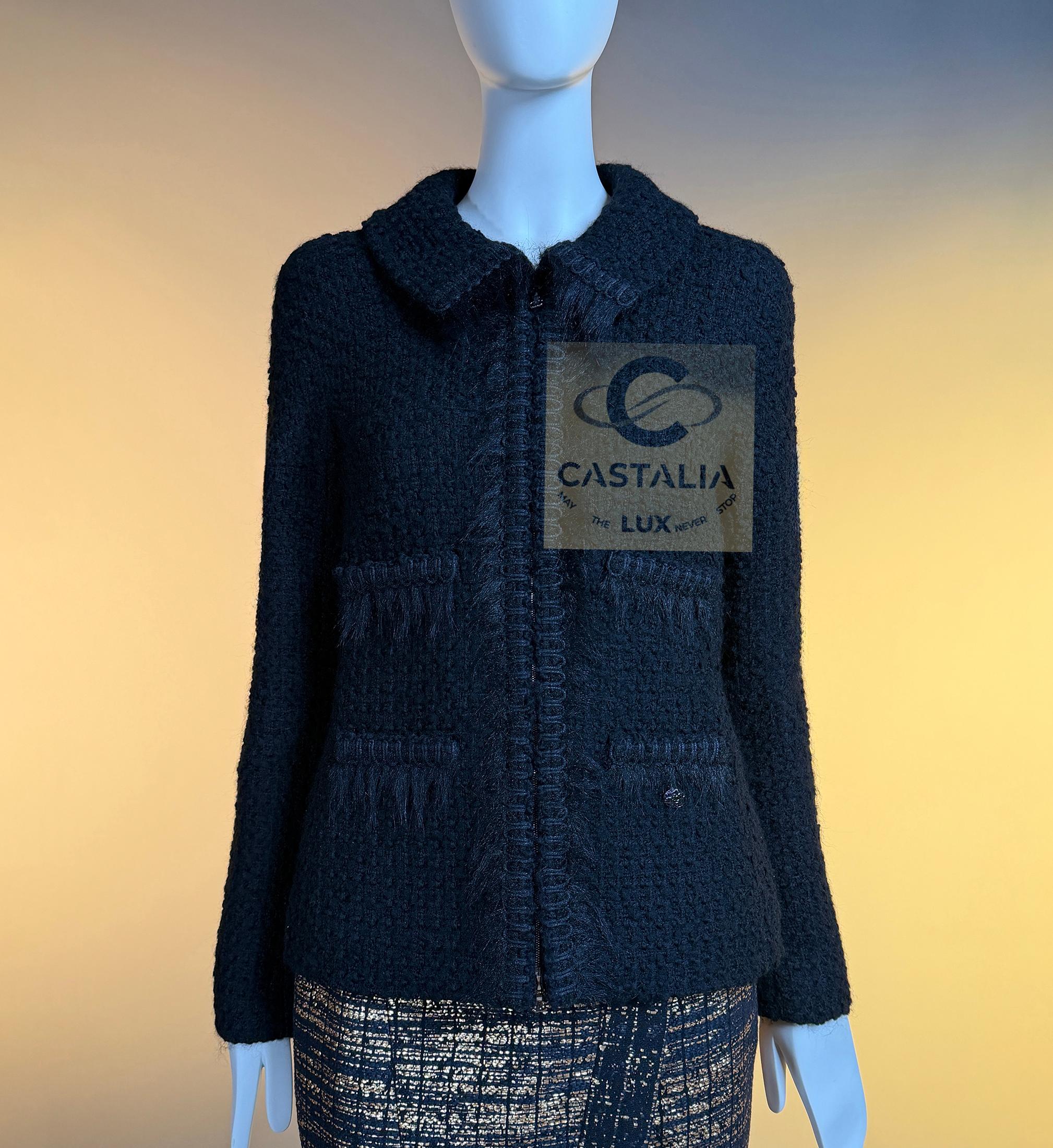 Chanel Chaqueta de tweed negro Arctic Ice Timeless 38 FR en venta 12