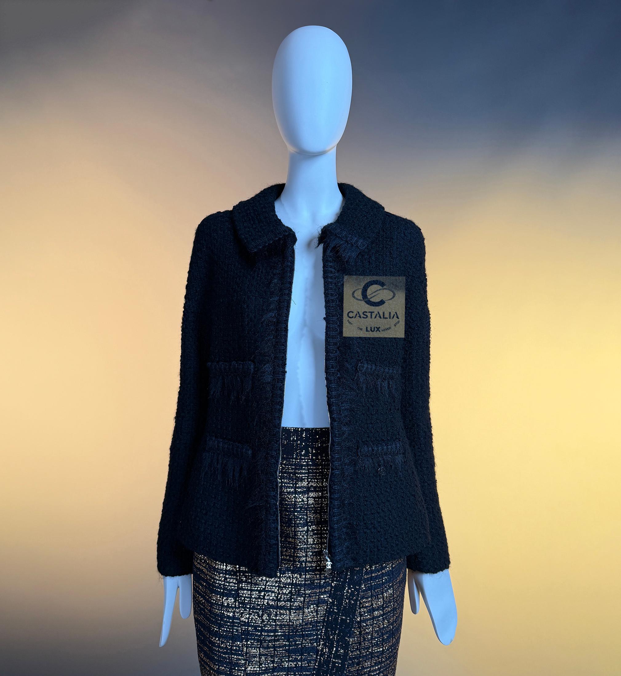 Chanel Chaqueta de tweed negro Arctic Ice Timeless 38 FR en venta 13