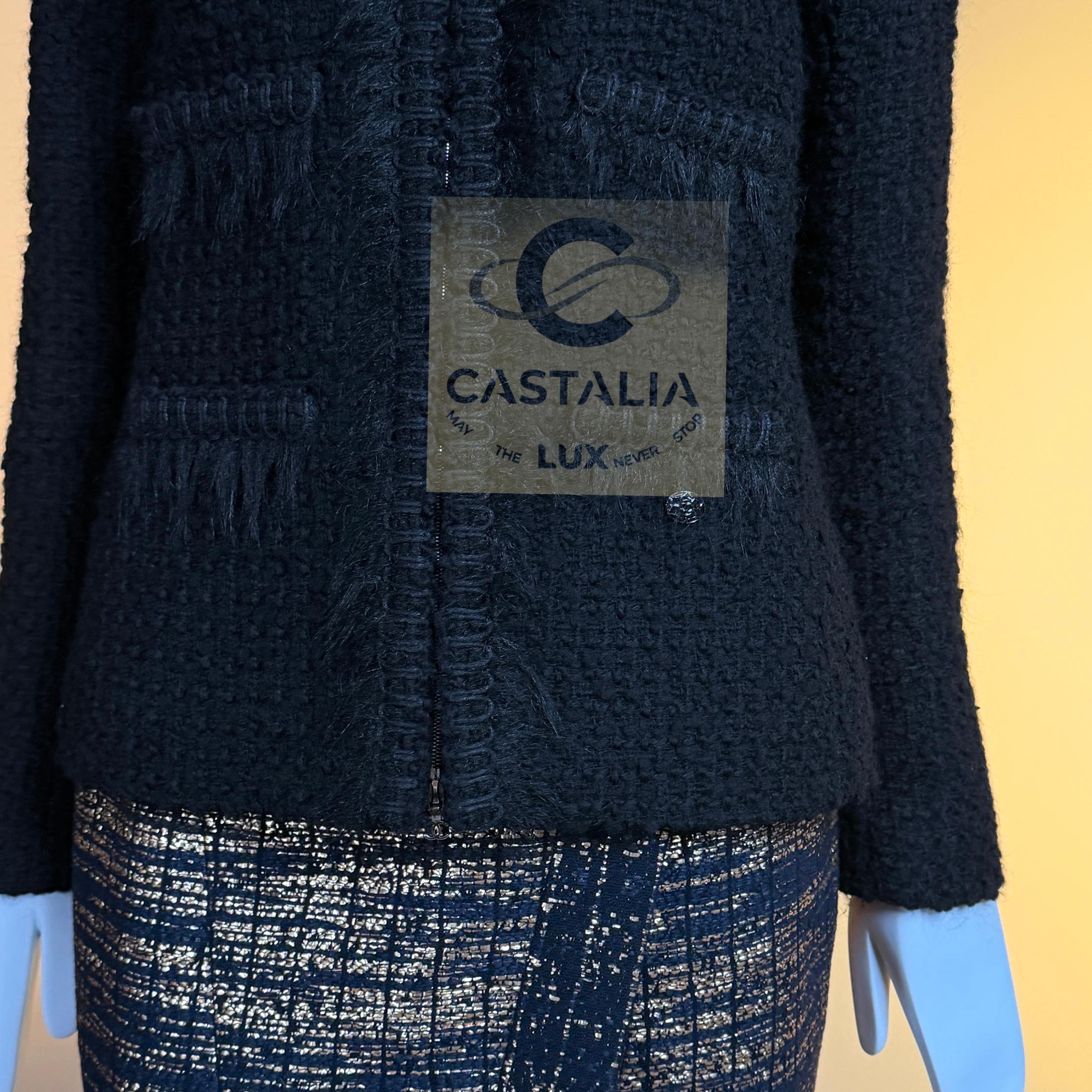 Chanel Chaqueta de tweed negro Arctic Ice Timeless 38 FR en venta 4