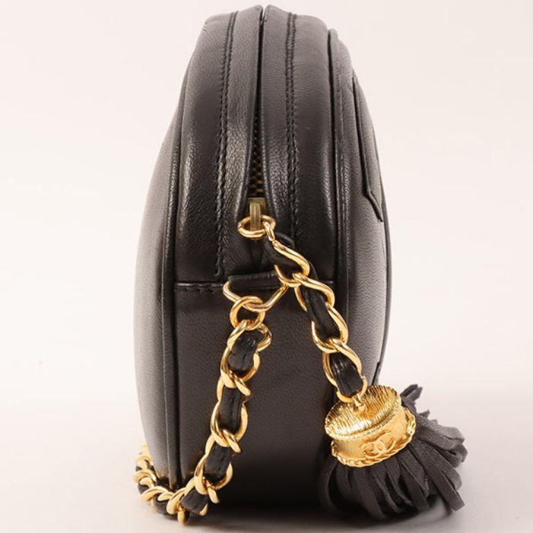 Women's Chanel Around 1990 Made Big CC Mark Stitch Fringe Mini Chain Bag Black For Sale