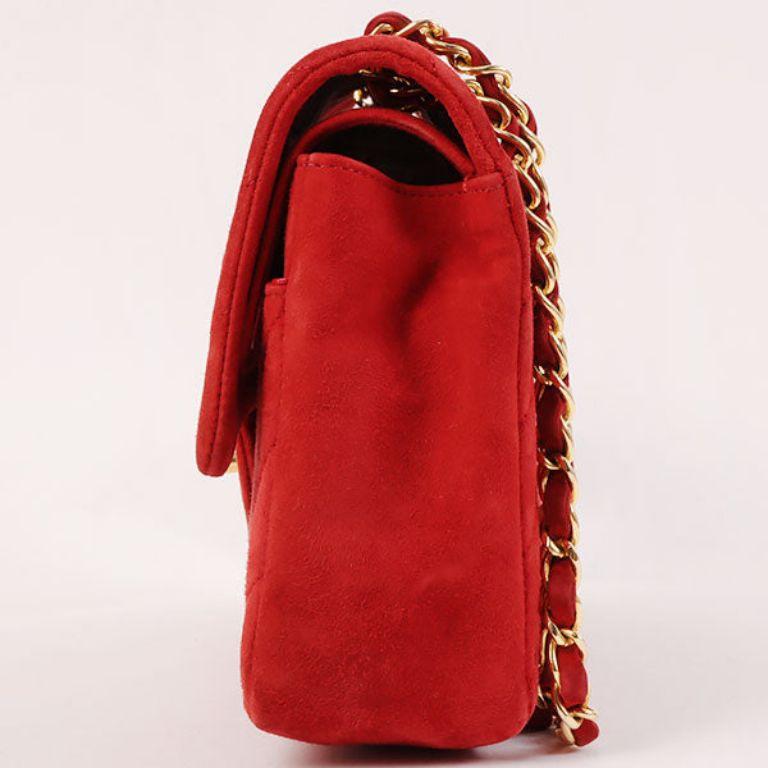 Women's Chanel Around 1990 Made Suede V Stitch Classic Flap Chain Bag 25Cm Red For Sale