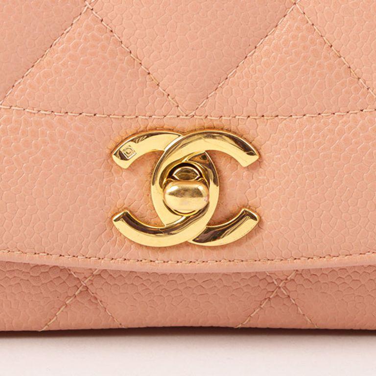 Chanel Around 1995 Made Caviar Skin Diana Flap Chain Bag 25cm Baby Pink For Sale 13