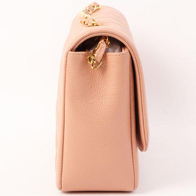 Women's Chanel Around 1995 Made Caviar Skin Diana Flap Chain Bag 25cm Baby Pink For Sale