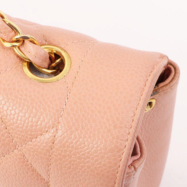 Chanel Around 1995 Made Caviar Skin Diana Flap Chain Bag 25cm Baby Pink For Sale 2