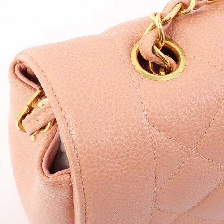 Chanel Around 1995 Made Caviar Skin Diana Flap Chain Bag 25cm Baby Pink For Sale 3