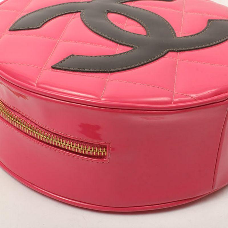 Chanel Around 1995 Made Patent Round Design Cc Mark Vanity Pouch Fuchsia Pink 8