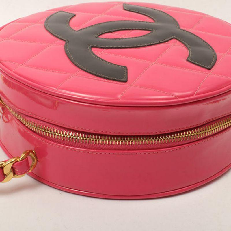 Chanel Around 1995 Made Patent Round Design Cc Mark Vanity Pouch Fuchsia Pink 14