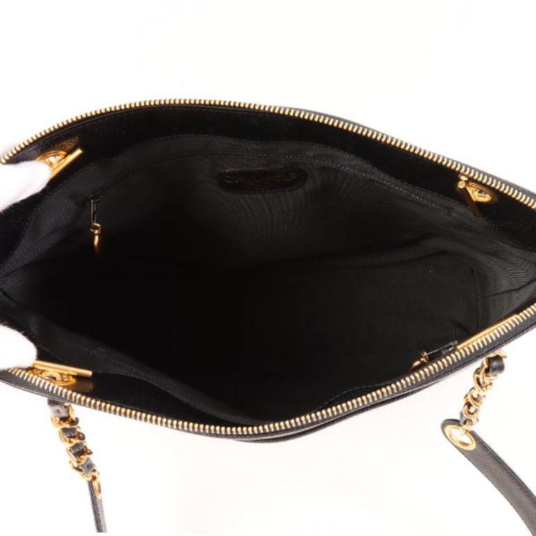 Chanel Around 1997 Made Caviar Skin Logo Embroidered Tote Bag in Black For Sale 1
