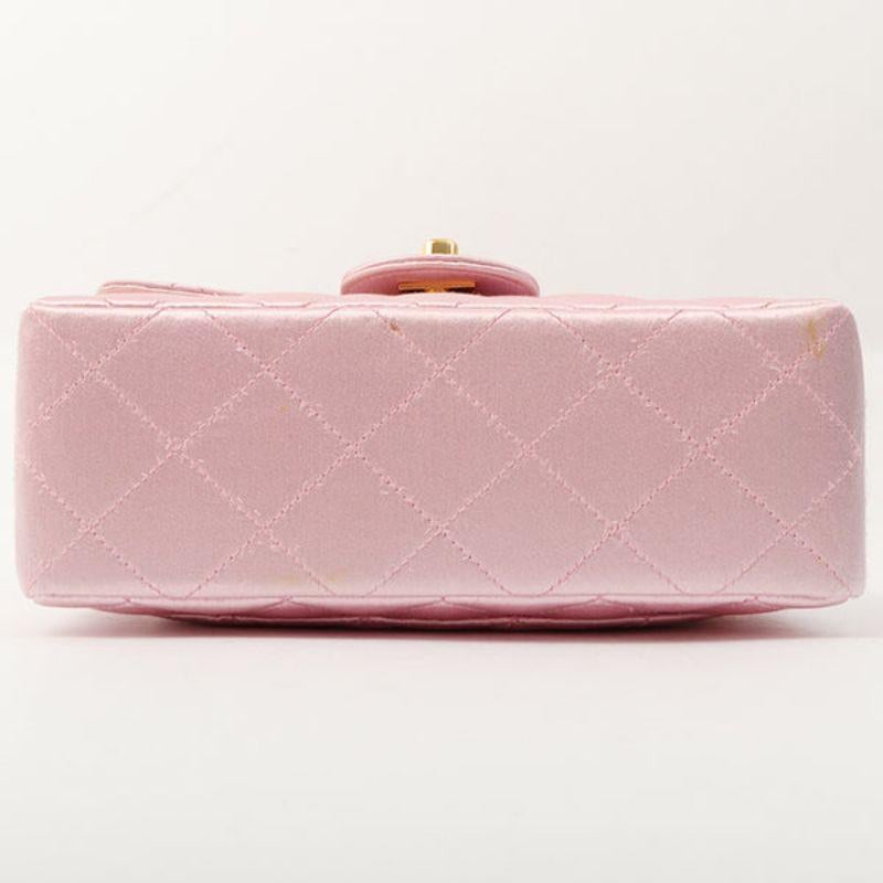 Chanel um 1997 gemacht Seide Fleck klassische Klappe Kette Tasche Mini rosa im Angebot 5