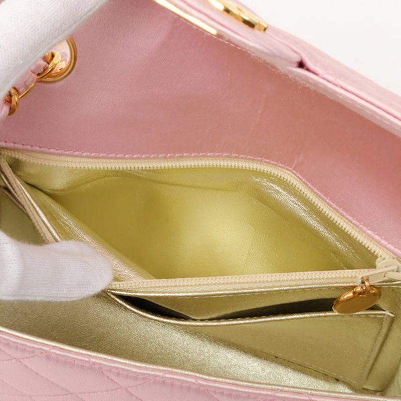 Chanel um 1997 gemacht Seide Fleck klassische Klappe Kette Tasche Mini rosa im Angebot 9