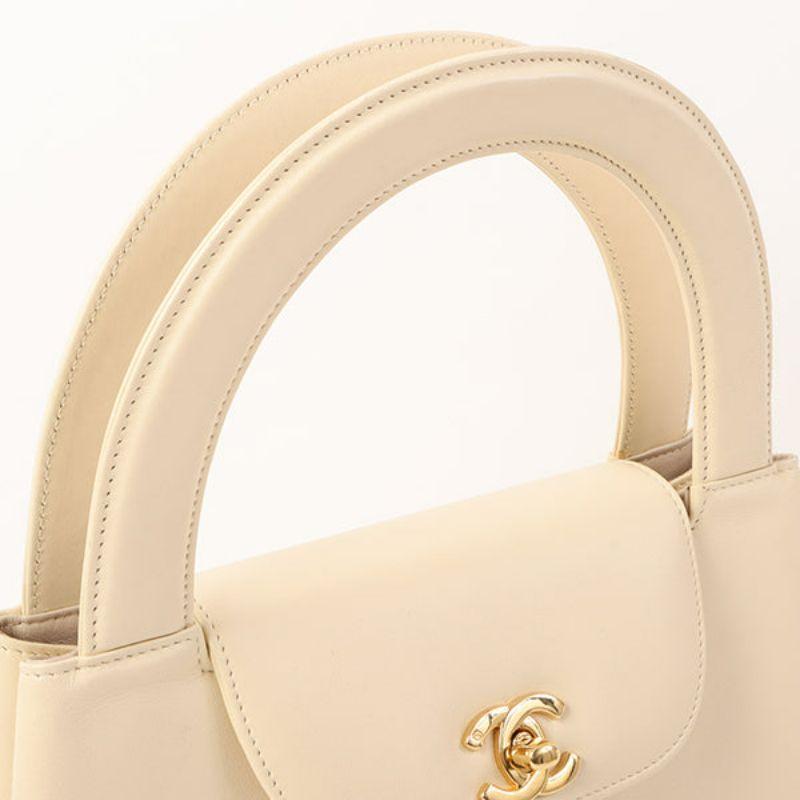 Chanel Around 1998 Made Turn-Lock Top Handle Bag Cream 11