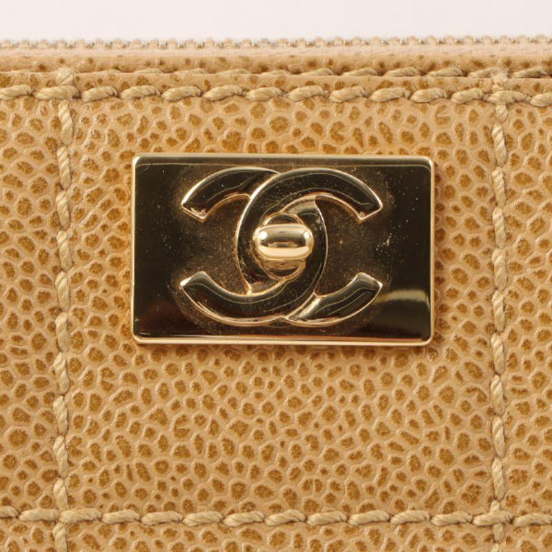 Chanel Around 2001 Made Caviar Skin Square Turn-Lock Chocolate Bar Shoulder Bag For Sale 8