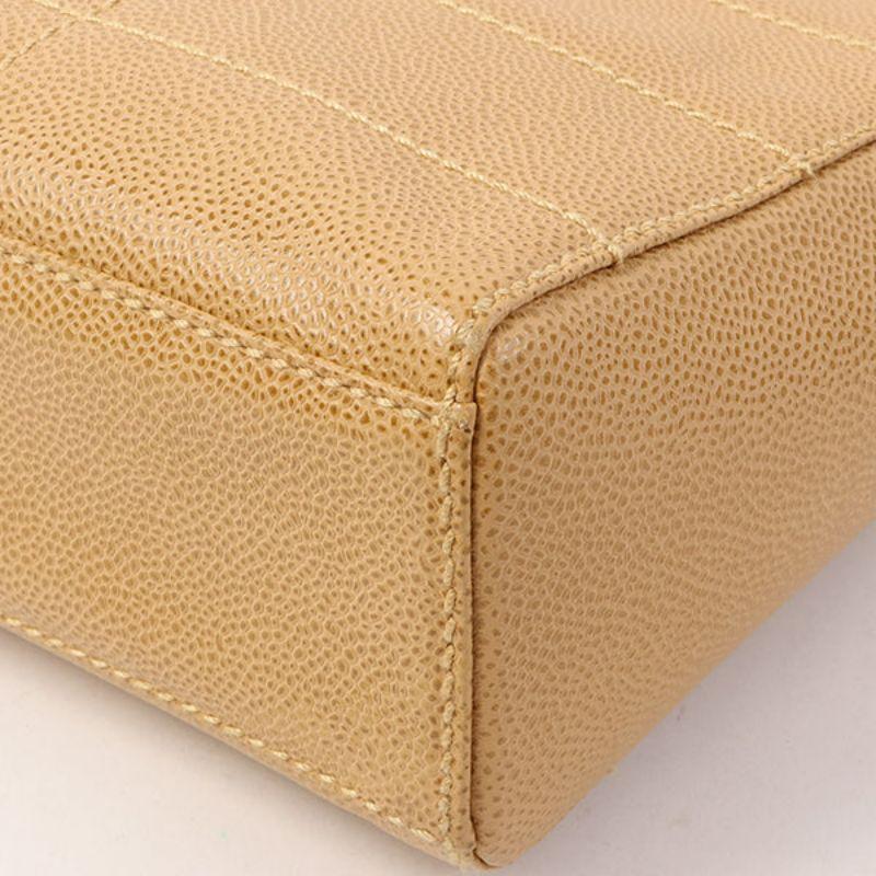 Chanel Around 2001 Made Caviar Skin Square Turn-Lock Chocolate Bar Shoulder Bag For Sale 12