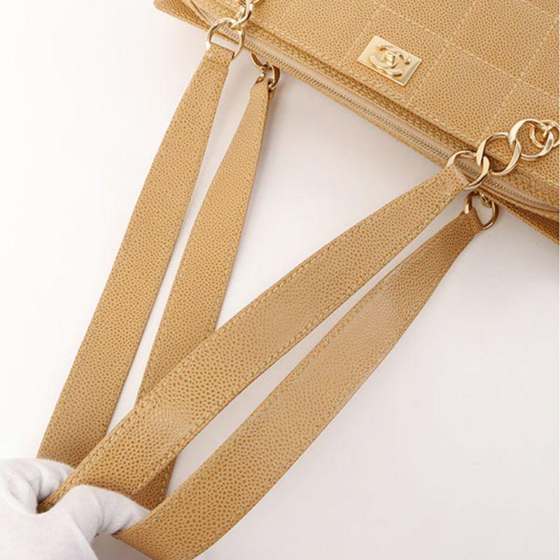 Chanel Around 2001 Made Caviar Skin Square Turn-Lock Chocolate Bar Shoulder Bag For Sale 15