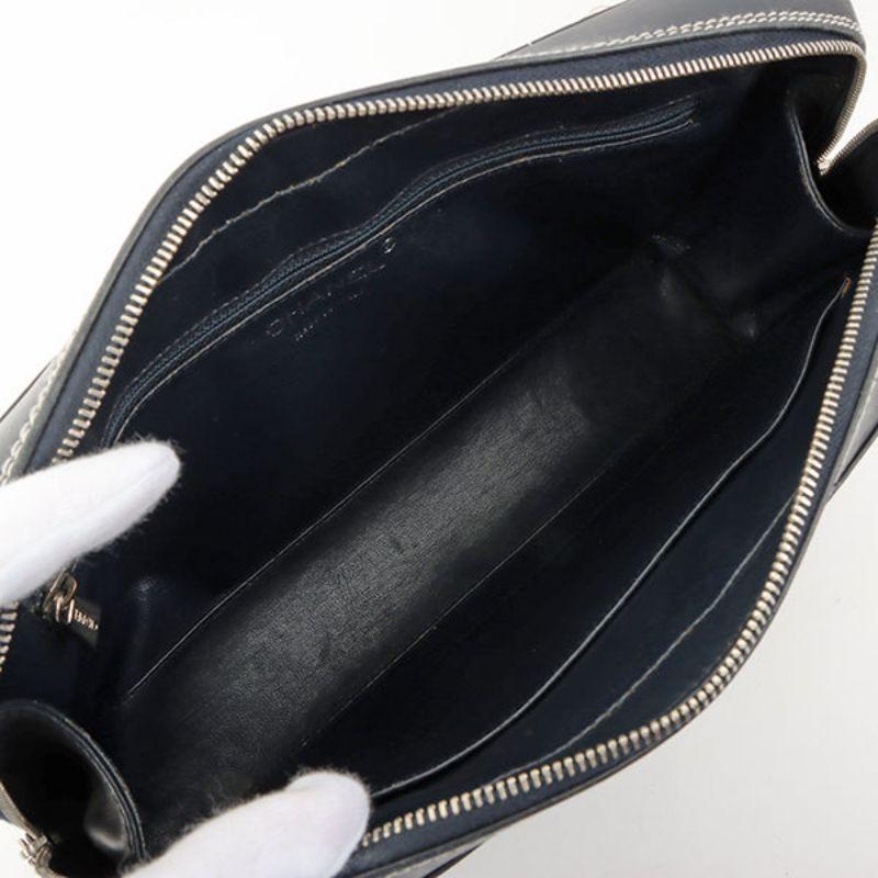 Chanel Around 2001 Made Chocolate Bar Stitch Cc Mark Plate Chain Bag Dark Navy 2