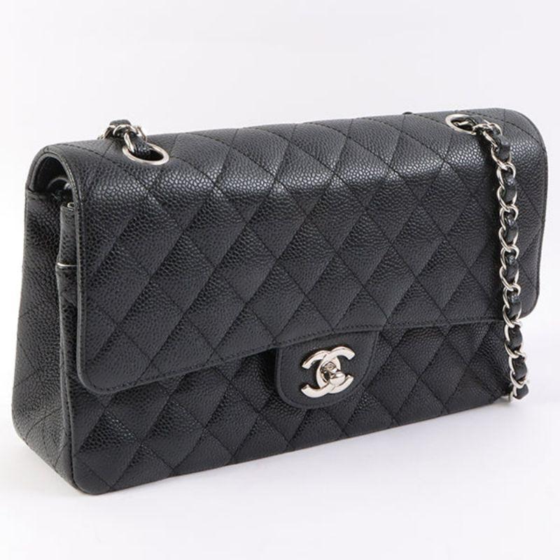 Chanel Around 2008 Made Karl Lagerfeld Autograph Caviar Skin Classic Flap 25Cm Black

Additional information:
Measurements: 25 W x 7 D x 13 H cm
Shoulder Double: 52cm; Single: 88cm
Condition: Good
This item has been used and may have some minor