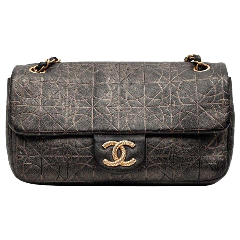geometric shape purse