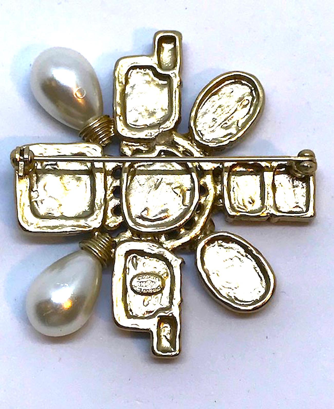 Chanel Asymmetric Medallion Pin, 2016 Collection 1