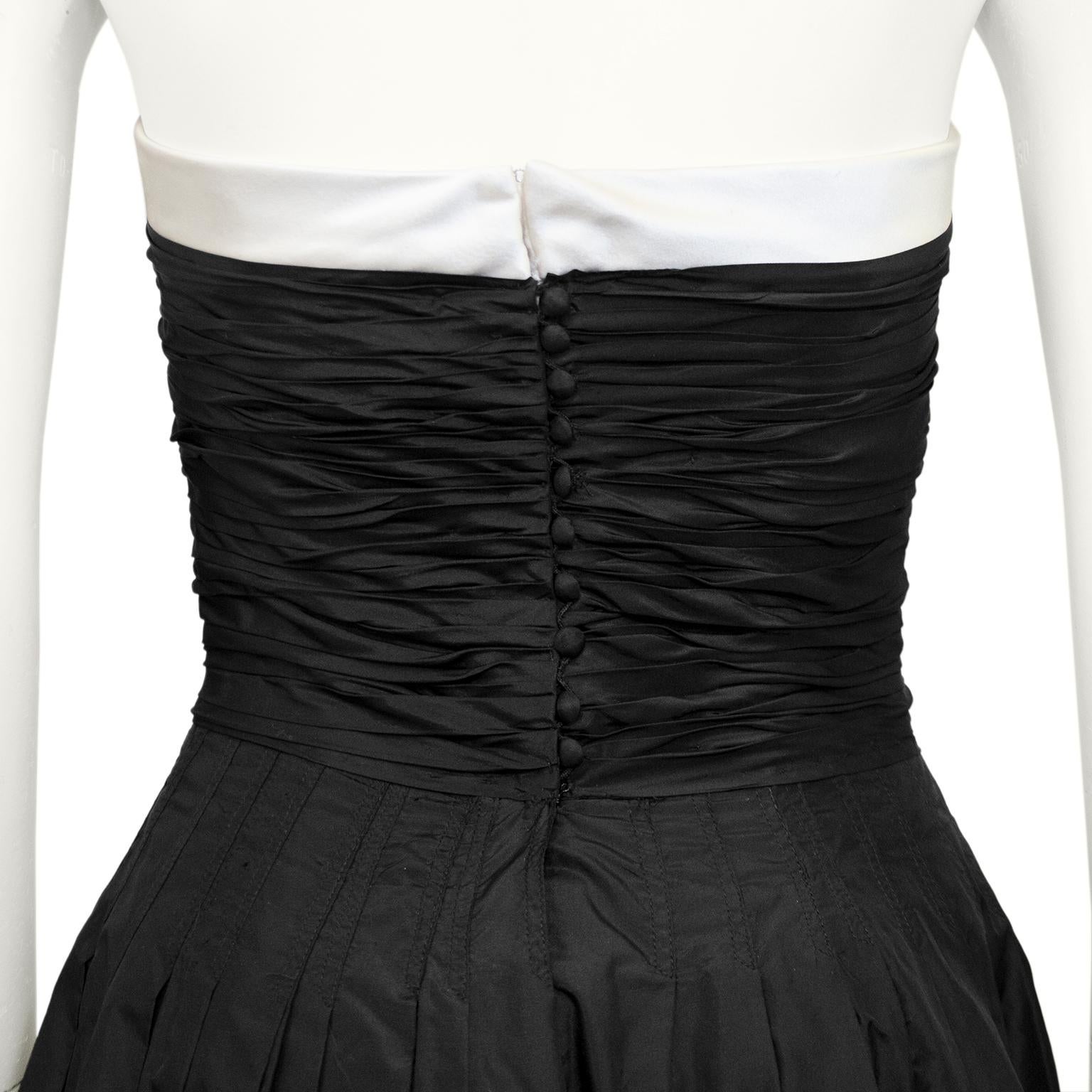 Chanel Autumn 1986 Runway Strapless Black Taffeta Tea Length Dress   1
