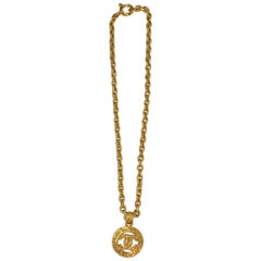 Chanel Automne 1994 Collier à pendentif