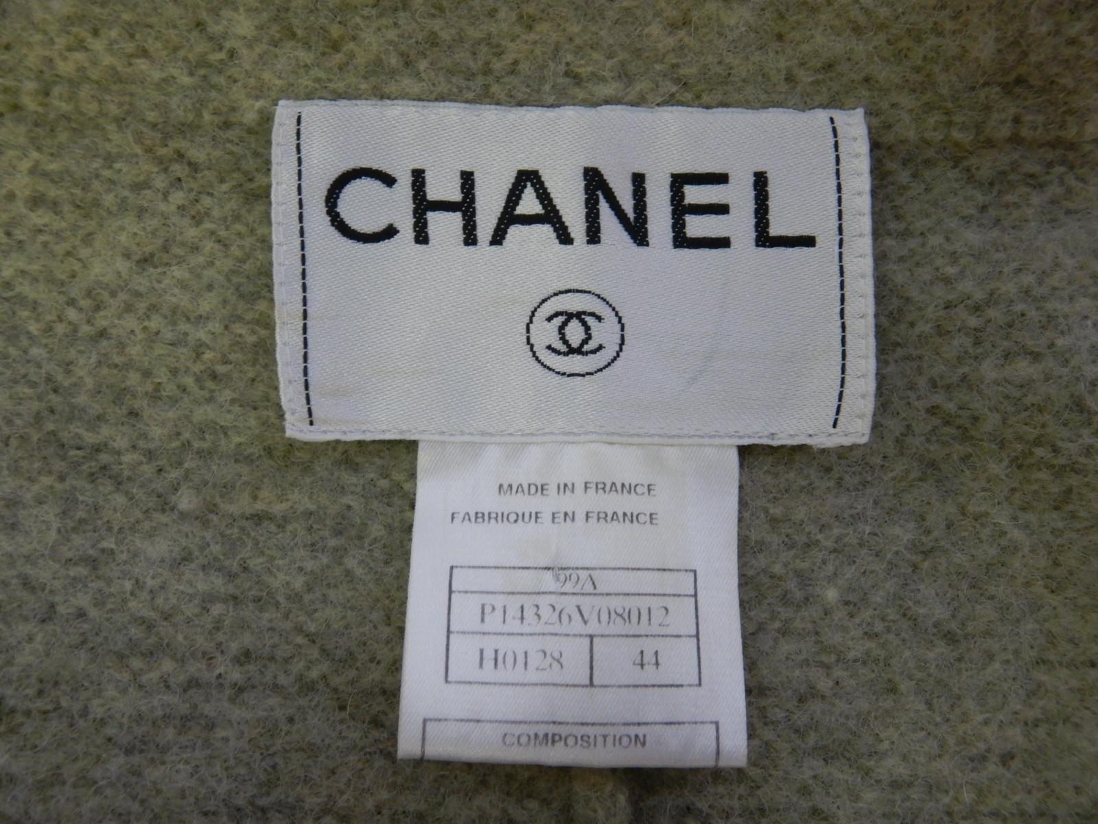 Chanel Autumn 1999 Green Wool Jacket For Sale 2