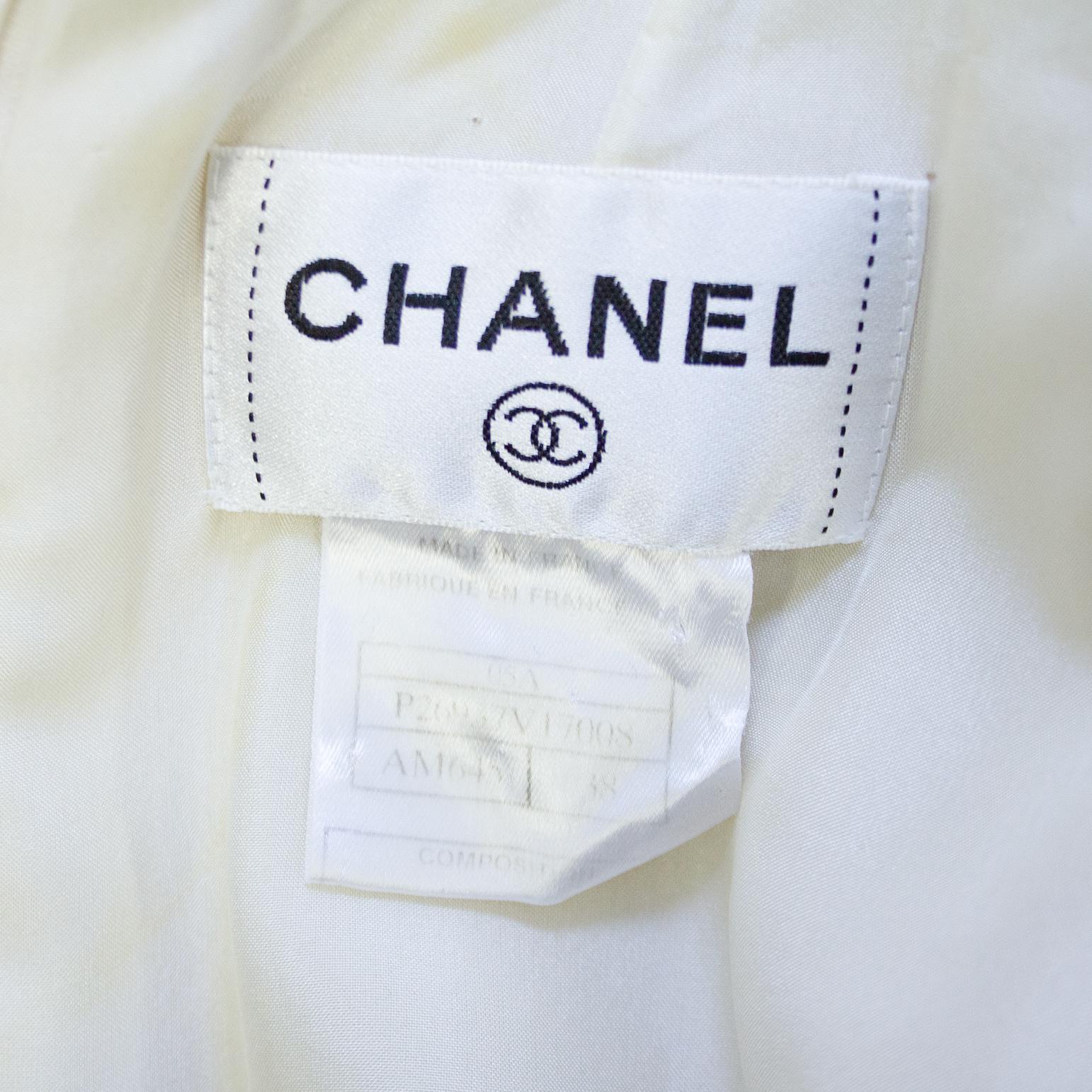 Chanel Otoño/Invierno 2005 Vestido de lana crema con pasamanería negra en venta 1