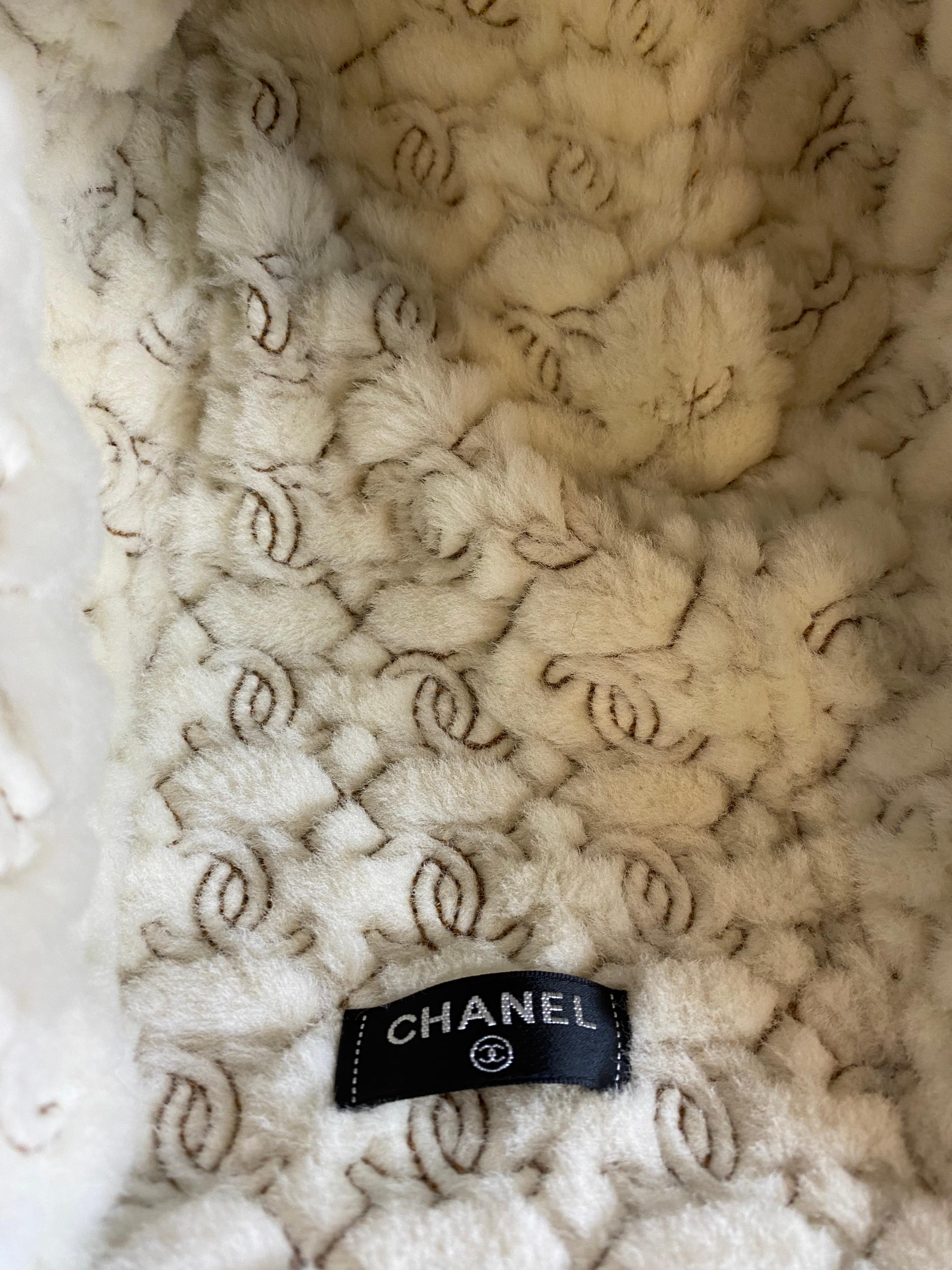 Chanel aviator hat 3