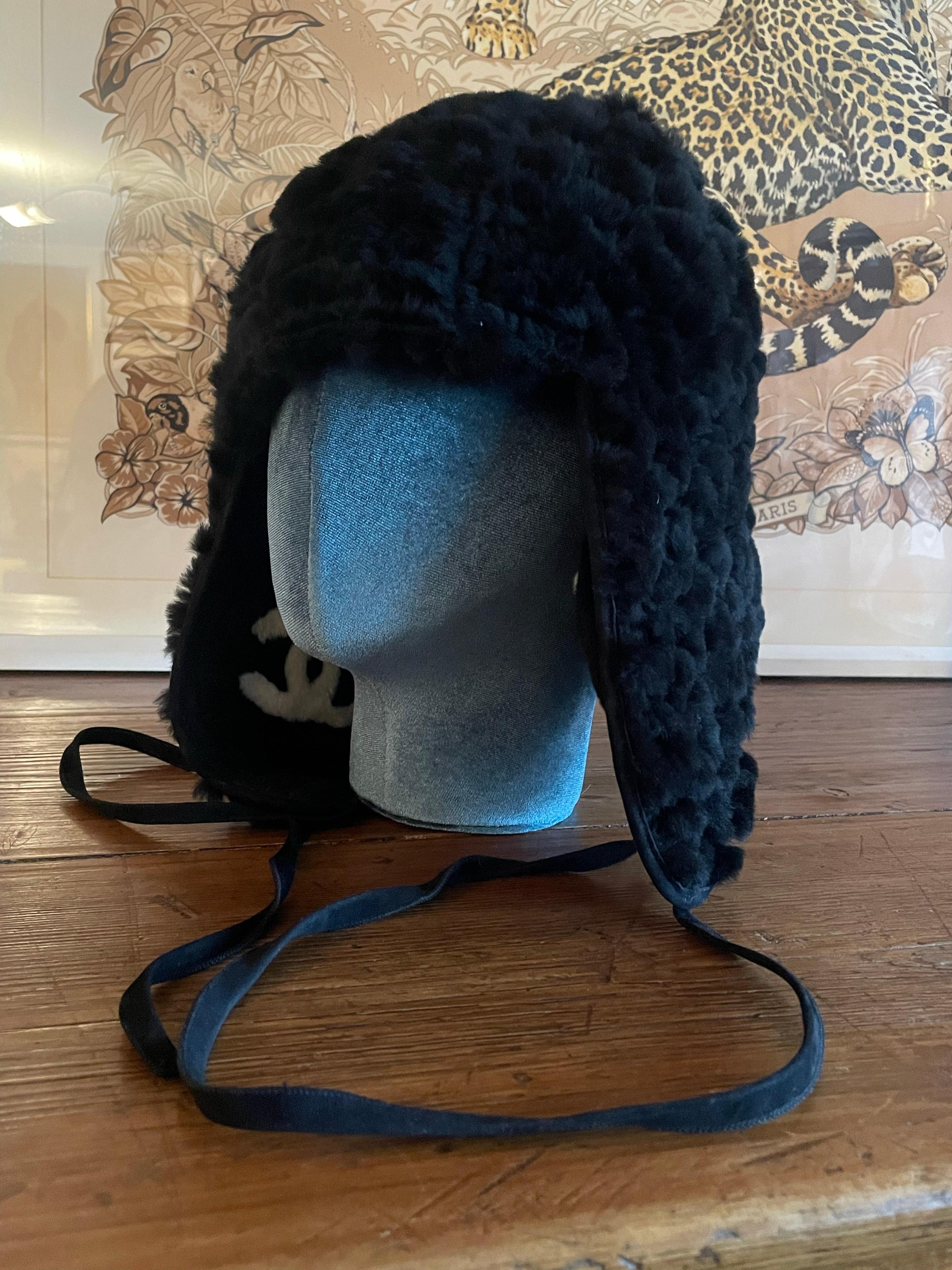 Nero Cappello invernale Chanel Aviator in vendita