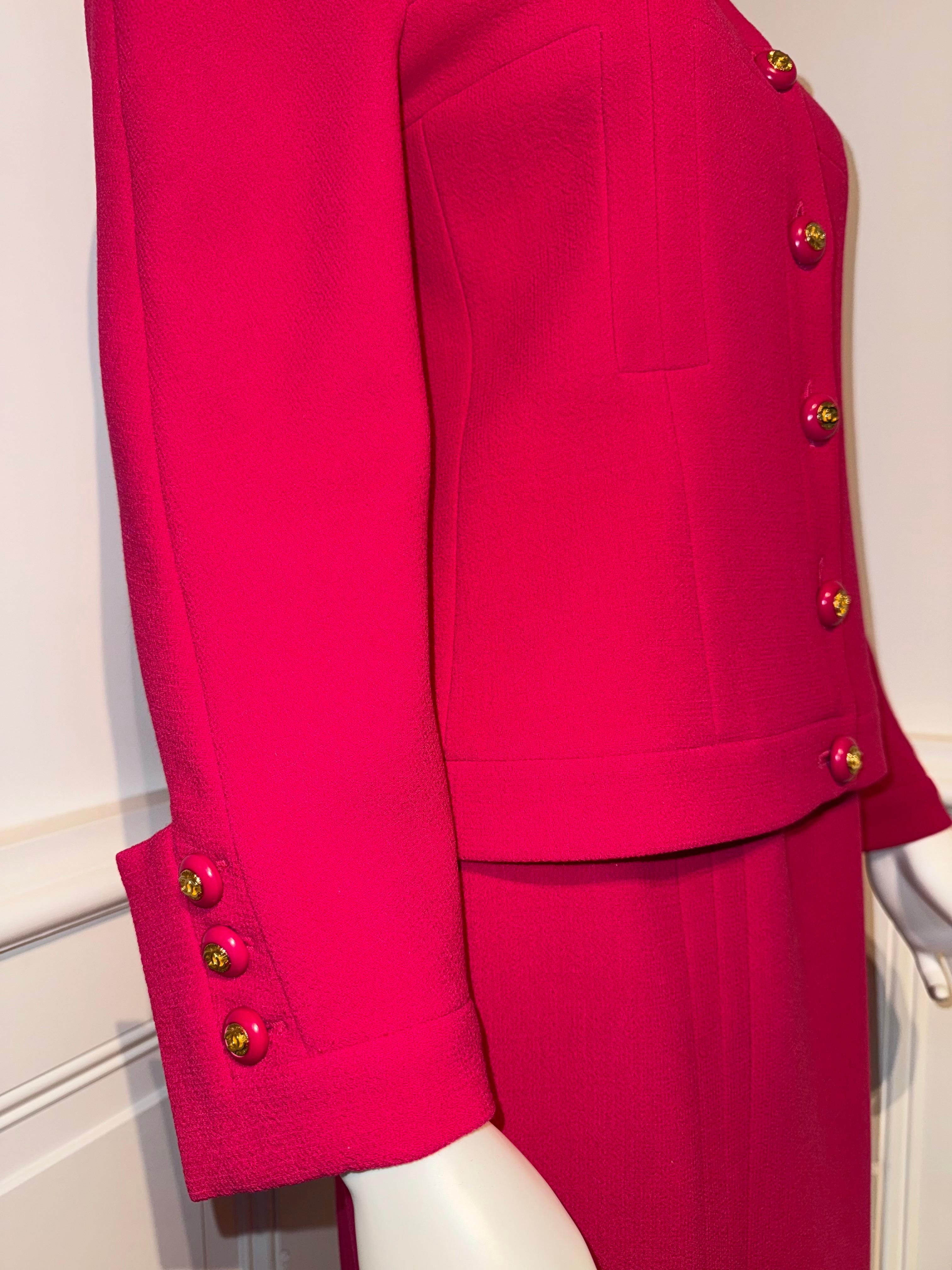 Chanel AW 1991 Hip-Hope Collection abito con gonna fucsia da passerella di Karl Lagerfeld in vendita 2