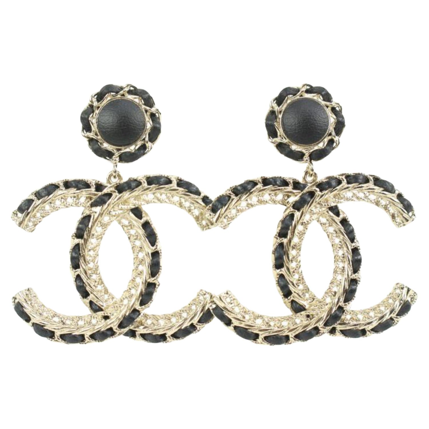 Chanel 06A CC Drop Pearl Icon Earrings 120CA12