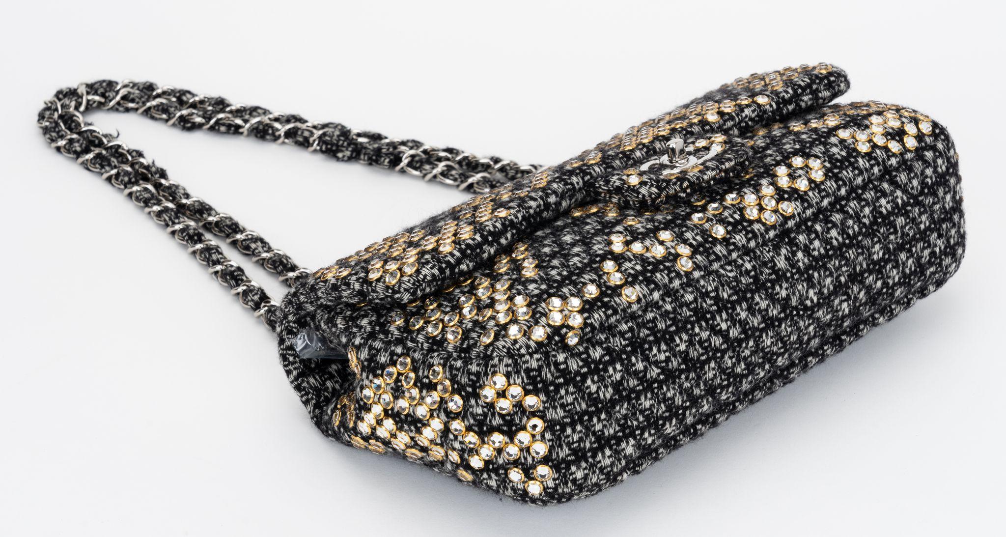 Chanel B/W Tweed Beaded Single Flap Bag In Excellent Condition In West Hollywood, CA