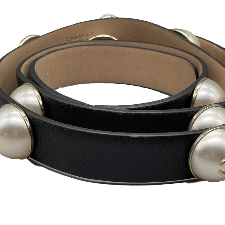 CHANEL - B13 S Studded Faux CC Pearl Leather - 80/32 Belt For Sale at  1stDibs