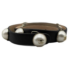 CHANEL - B13 S Studded Faux CC Pearl Leather - 80/32 Belt