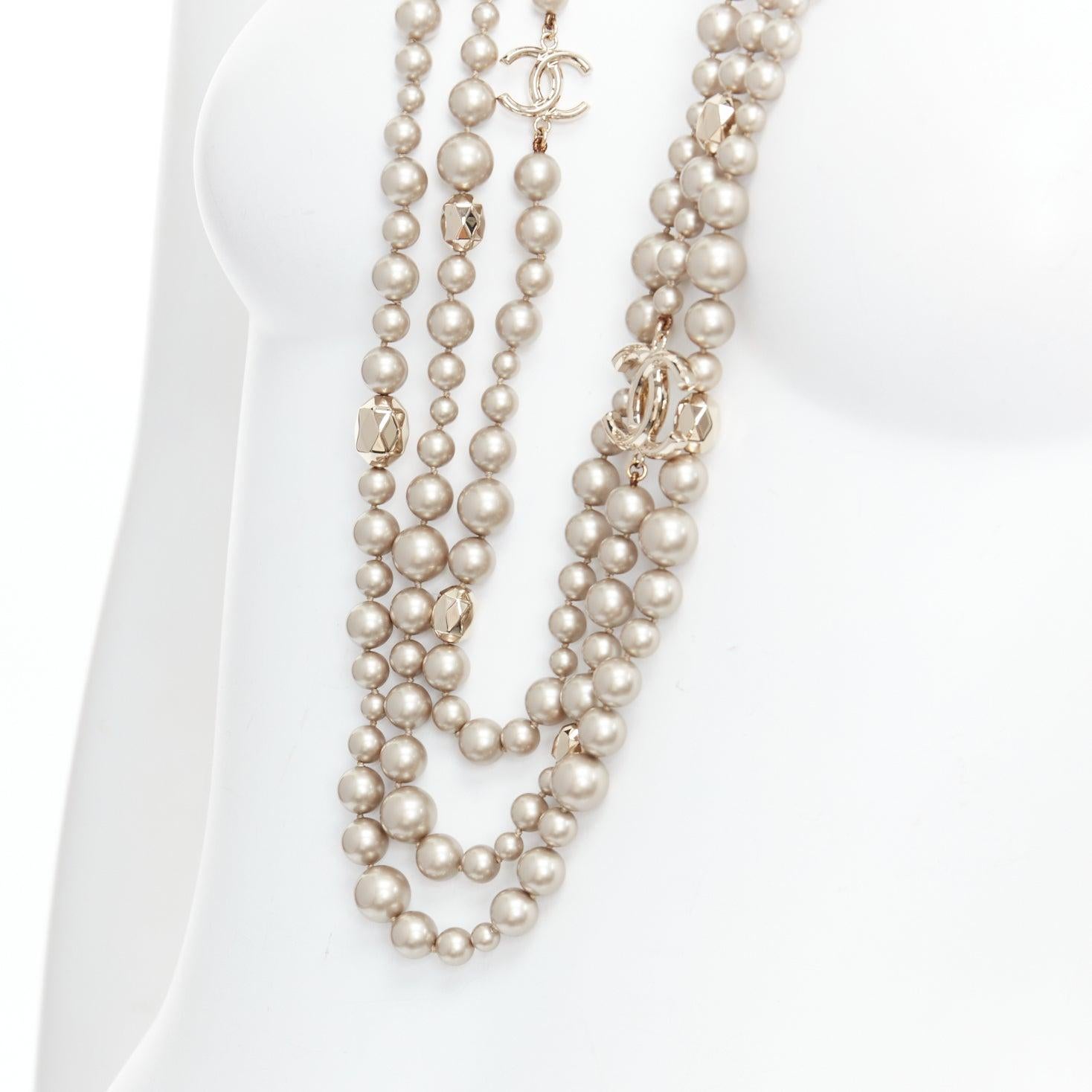 CHANEL B17 light grey faux pearl gold CC logo faceted charm triple necklace 4