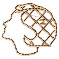 CHANEL B17A Paris-Cosmopolite Coco Mademoiselle Silhouette gold pin brooch