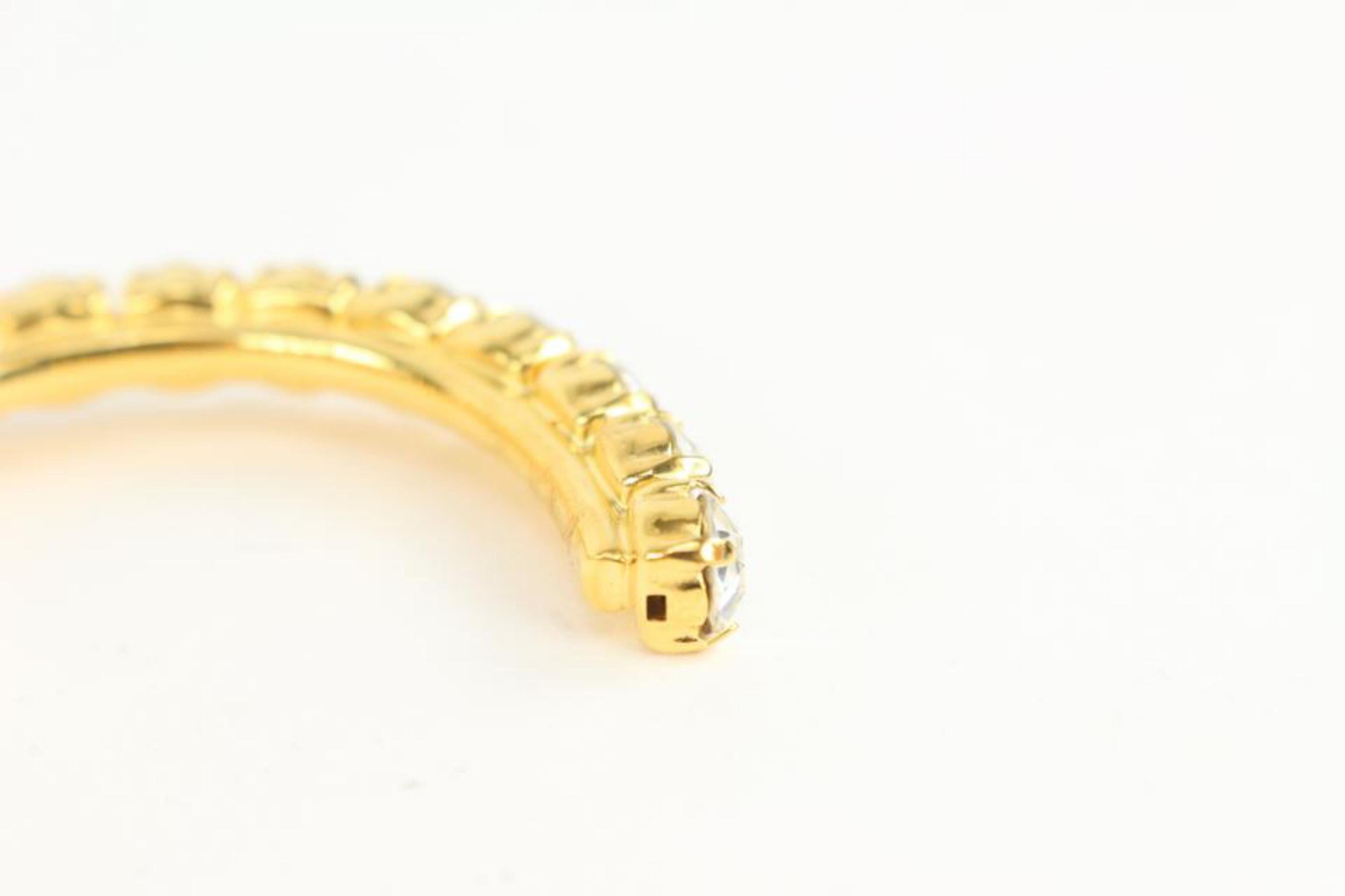 Chanel B20A Gold Crystal More is More CC Turnlock Bangle Bracelet Cuff 1118c6 In New Condition In Dix hills, NY