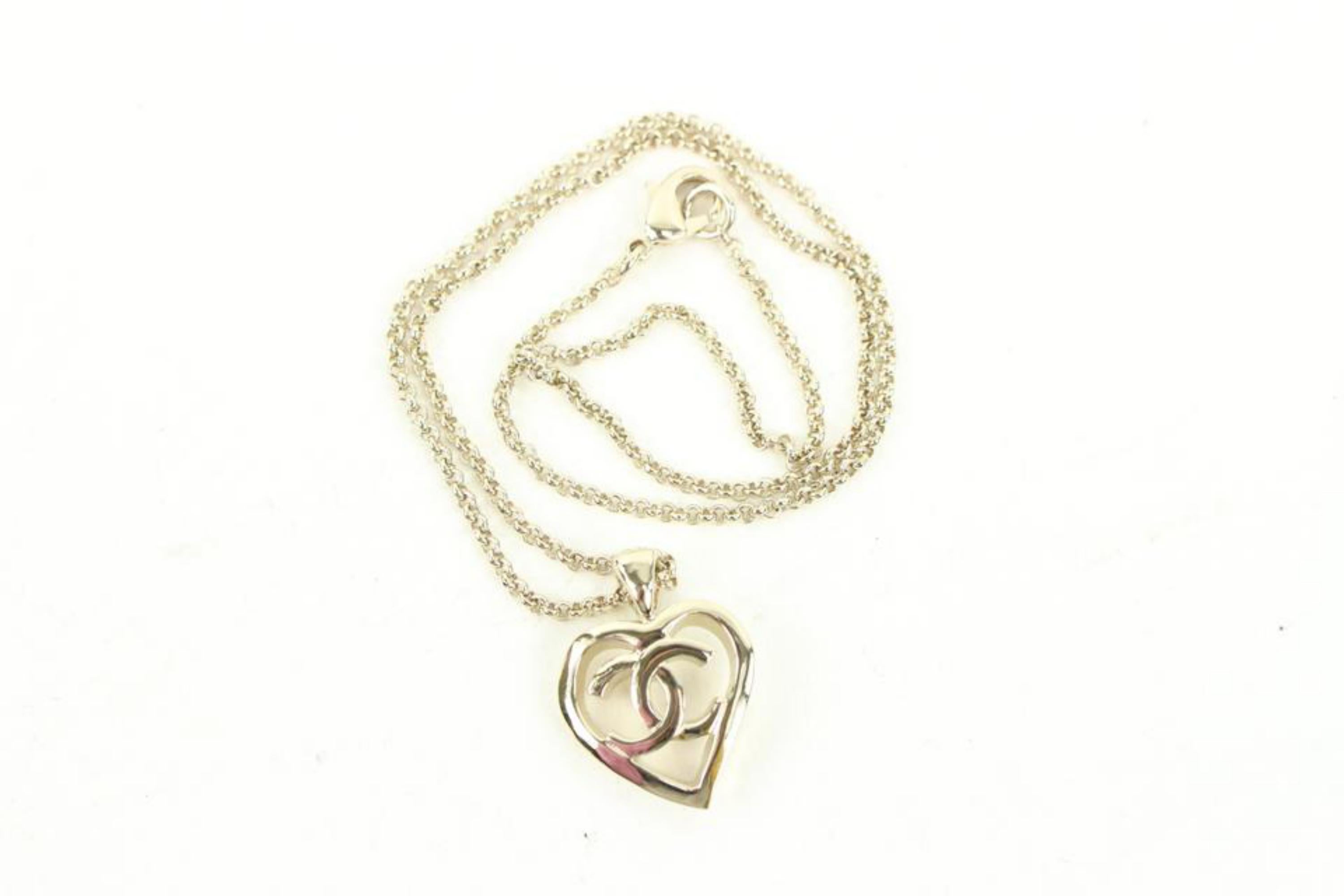 Women's Chanel B22P Gold Heart CC Logo Chain Necklace 76c24s