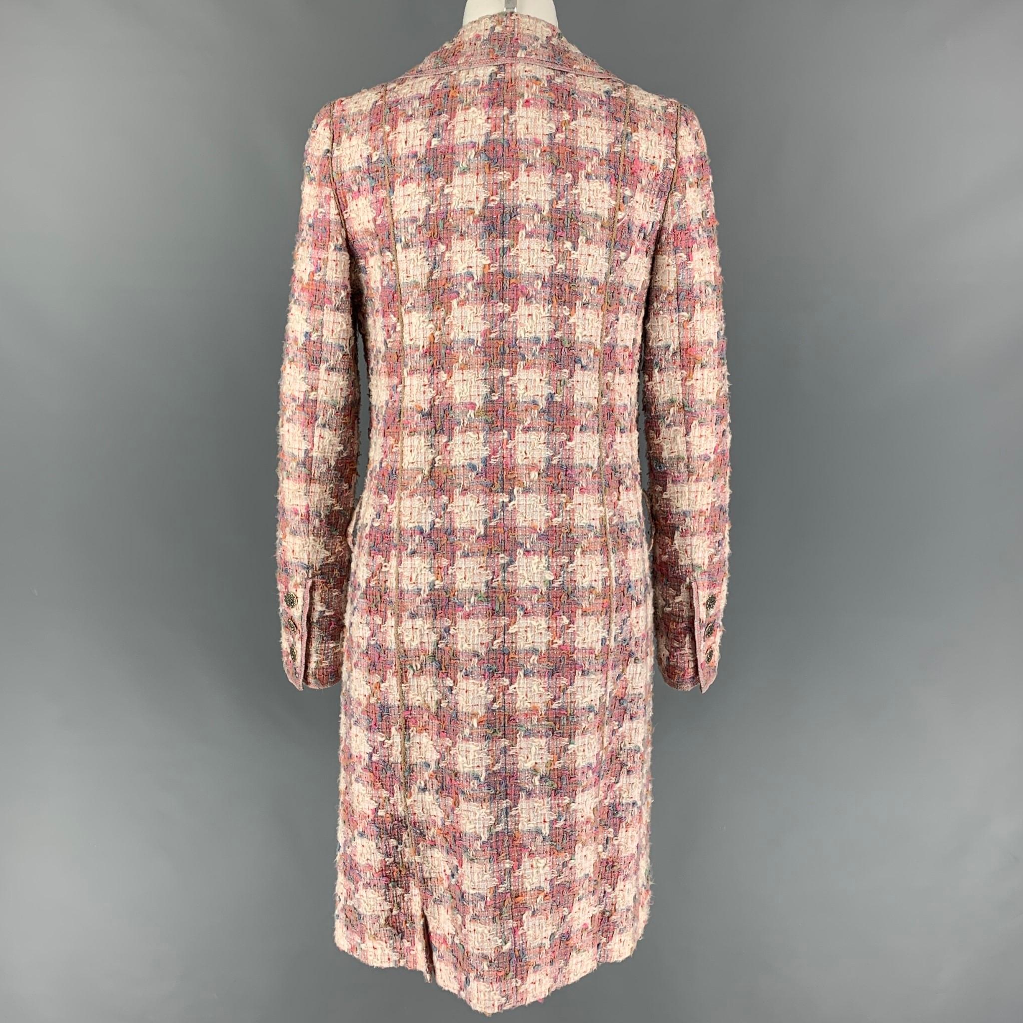 Women's CHANEL B2483 04P Size 4 Pink Off White Boucle Dress 2 Piece Set