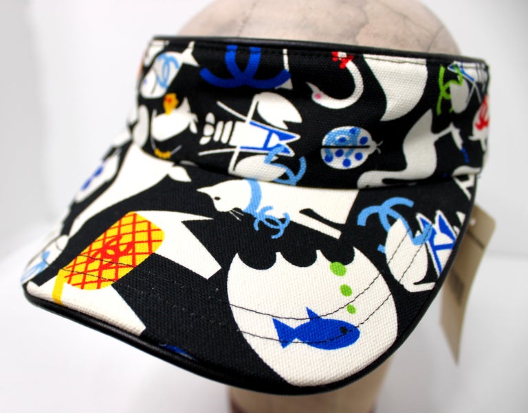 Chanel Baby Animals Cotton Print Sun Visor Hat circa 2007  display picture 2
