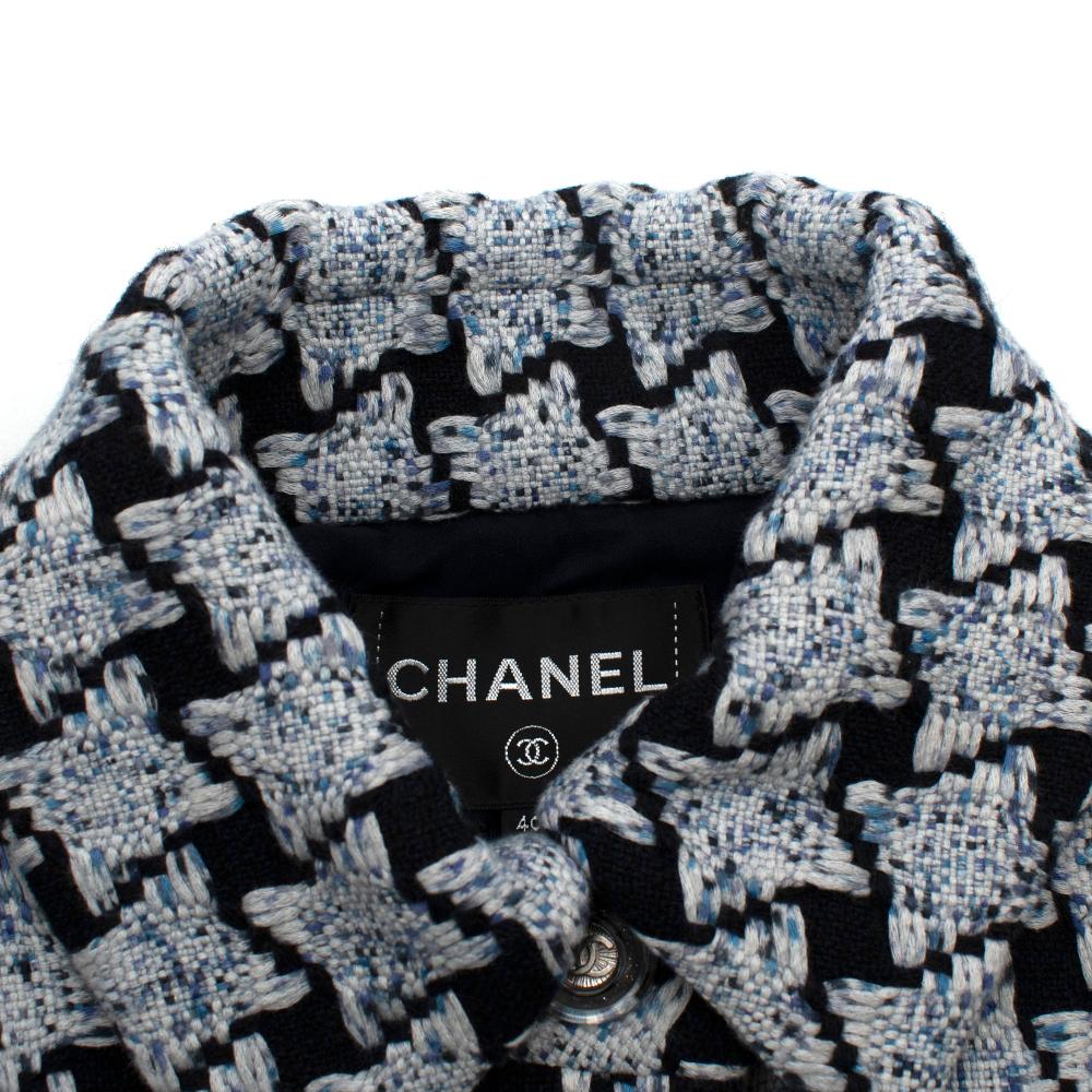 Women's or Men's Chanel Baby Blue & Black Oversize-Houndstooth Tweed Jacket - Size US 8