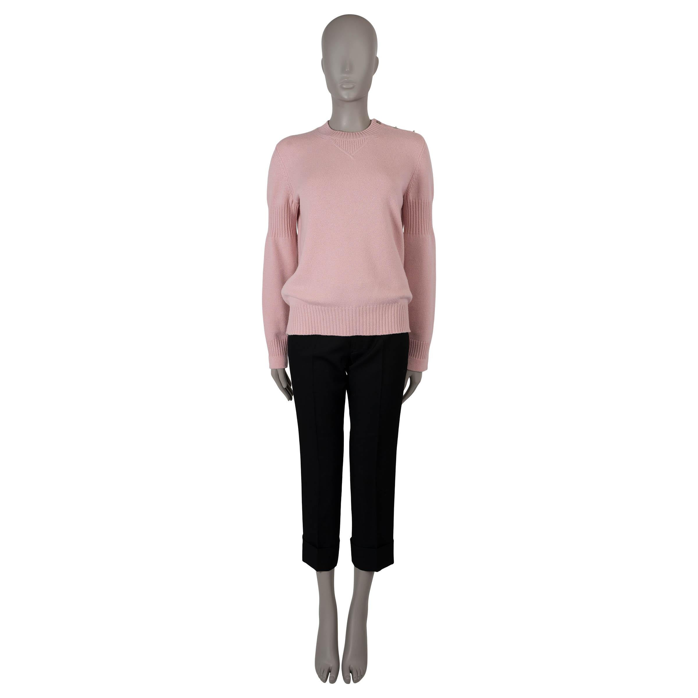 CHANEL Babyrosa Kaschmirpullover 15P CC TUNRLOCK Crewneck Pullover 40 M Damen im Angebot