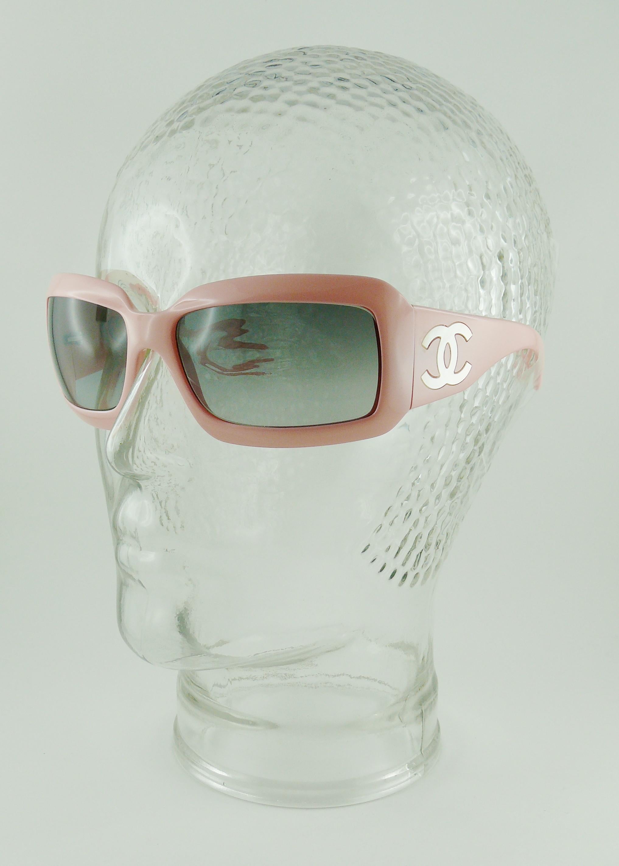 Gray Chanel Baby Pink CC Sunglasses Mod. 5076-H