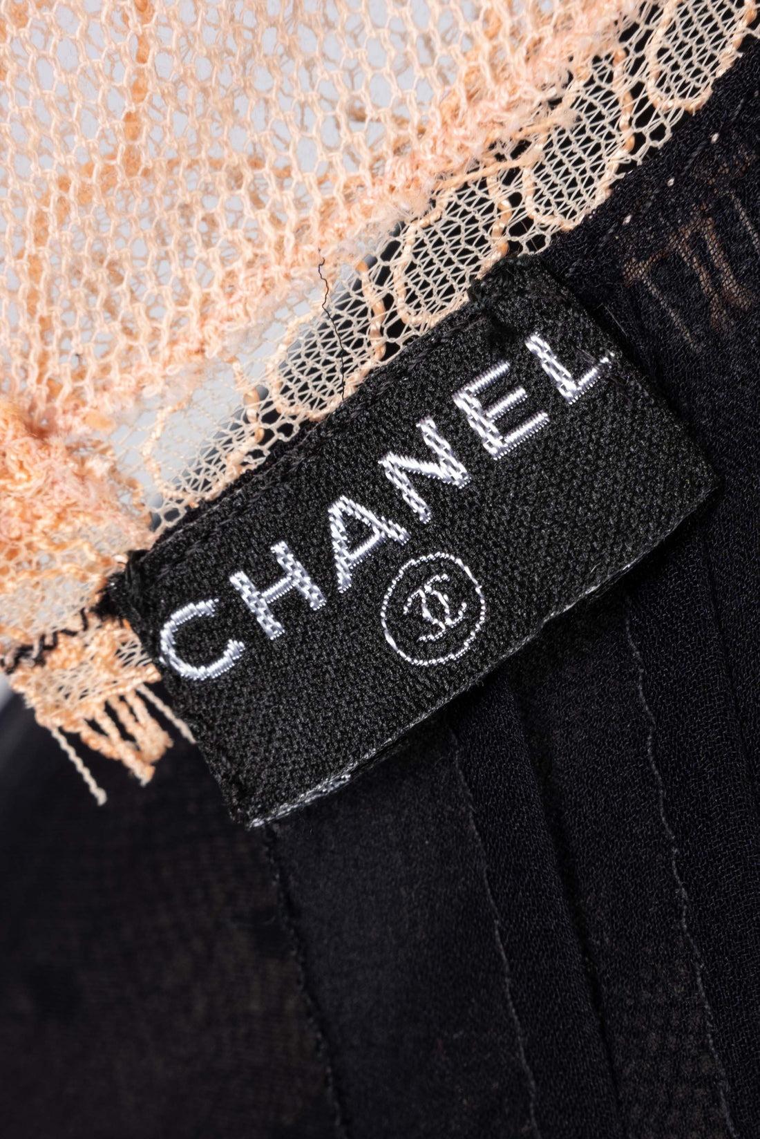 Chanel Babydoll-Style Dress in Black Silk Muslin and Beige Lace, 1990s For Sale 10