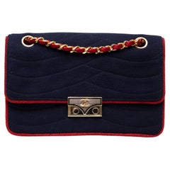 Borsa Chanel, 225, Jersey navy con profili in corda rossa, finiture dorate