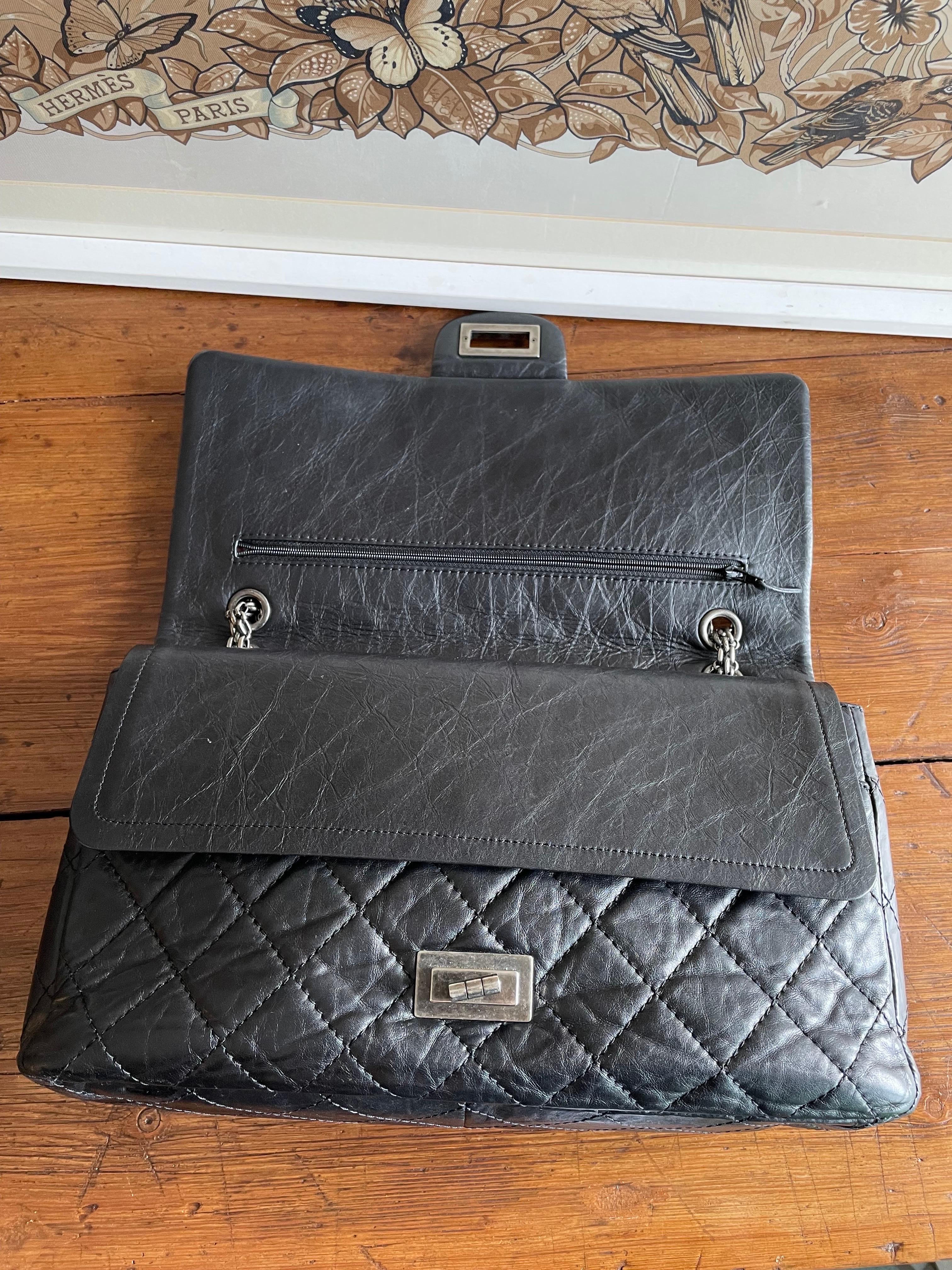 Chanel Bag 2.55 Jumbo. 1