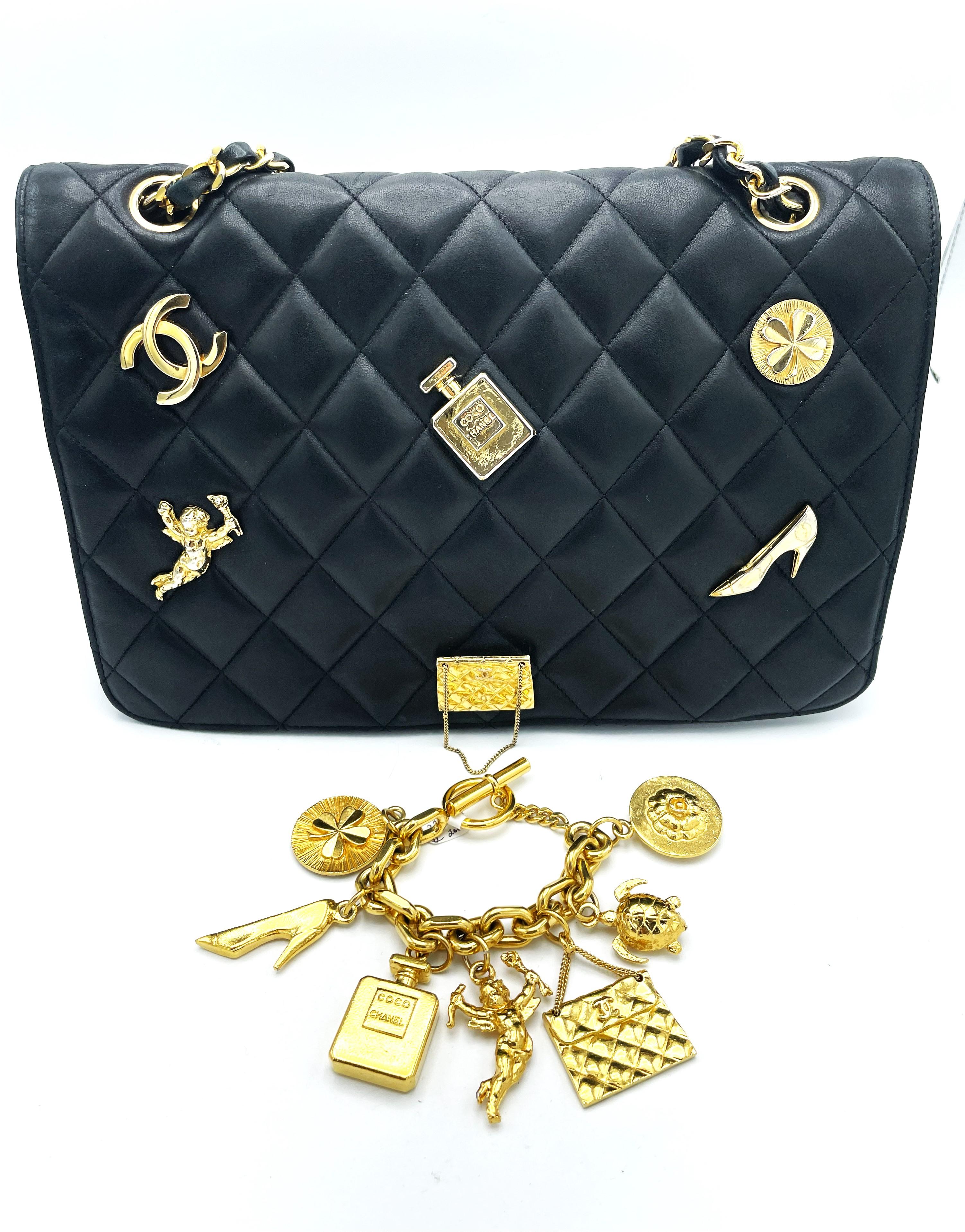 TIMLESS CHANEL BAG, black lambskin, with 6 iconic charms, collection 1994/96 For Sale 6