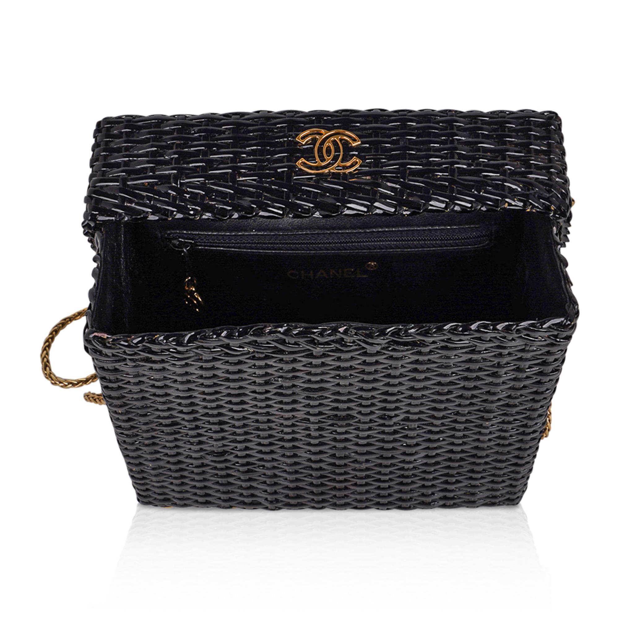 Chanel Bag Black Vintage Wicker Picnic Lunch Basket Gold Chain Strap 4