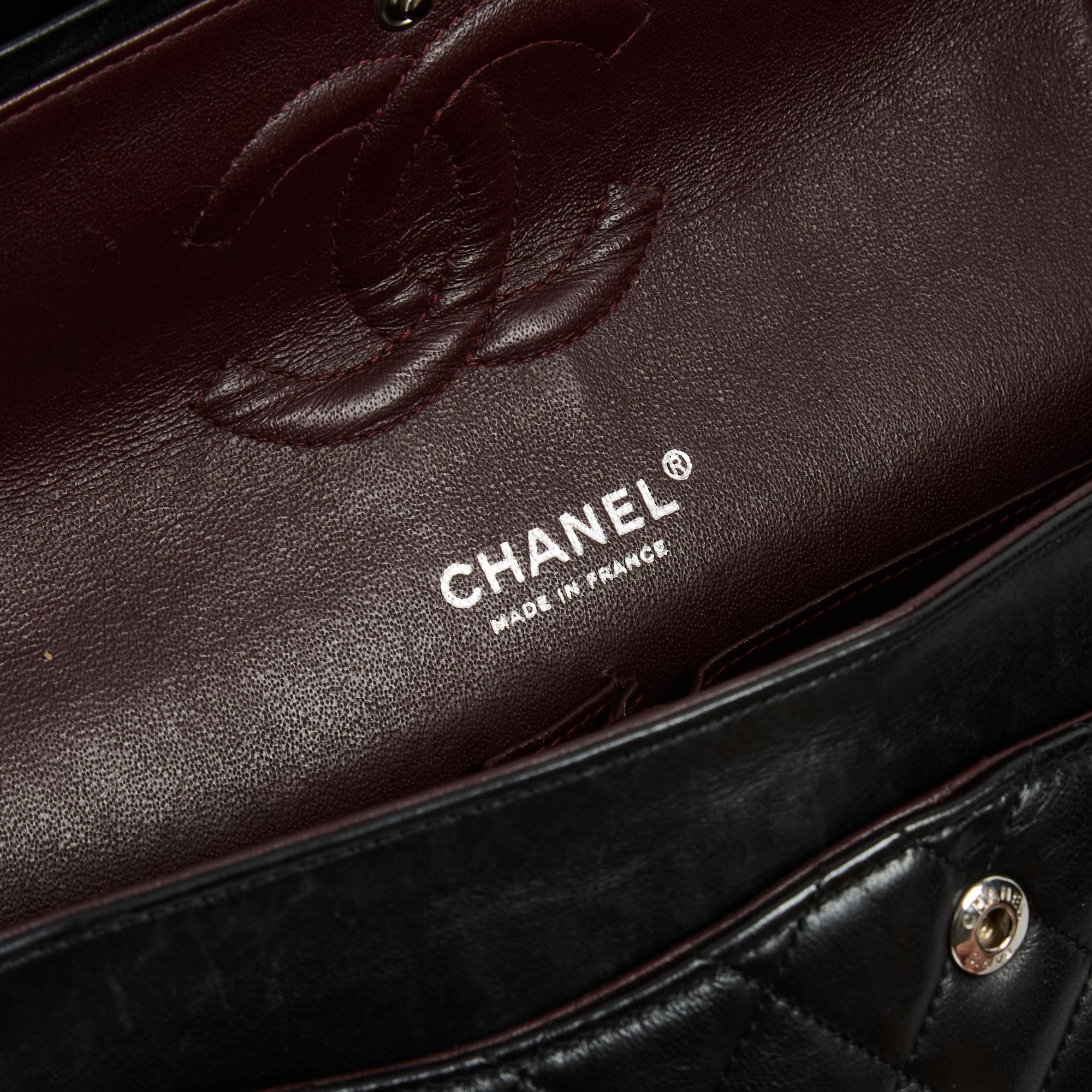 Chanel Bag Classique Double Flap Leather Black 25 cm  2