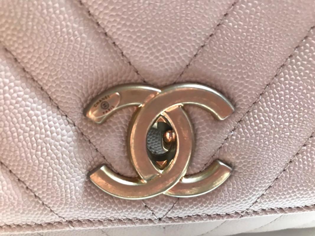Chanel Bag Coco Handle Medium Caviar Leather Beige and handle Burgundy 1
